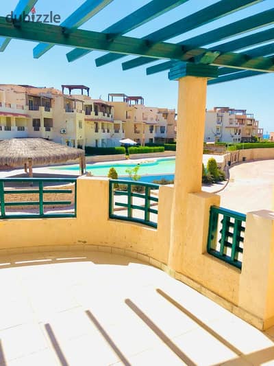 Super Ultra Duplex Villa Directly on the Pool