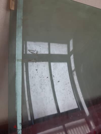 زجاج سيارة فيات