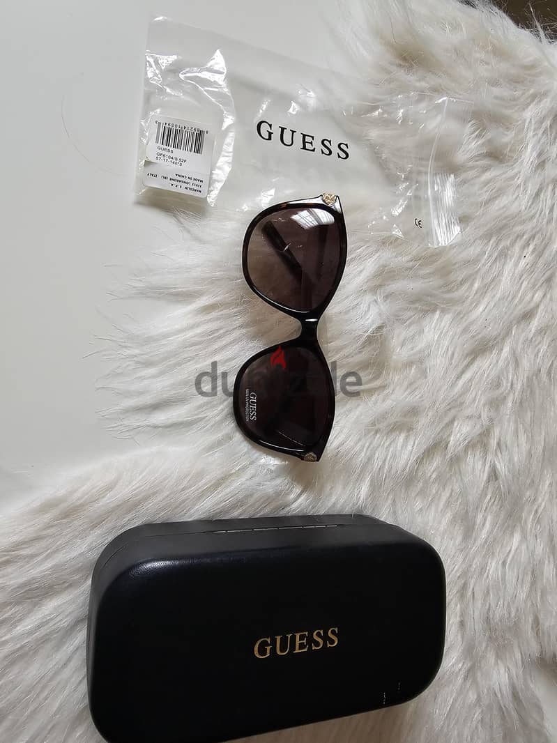 Guess sunglasses 4