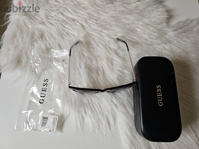 Guess sunglasses 5