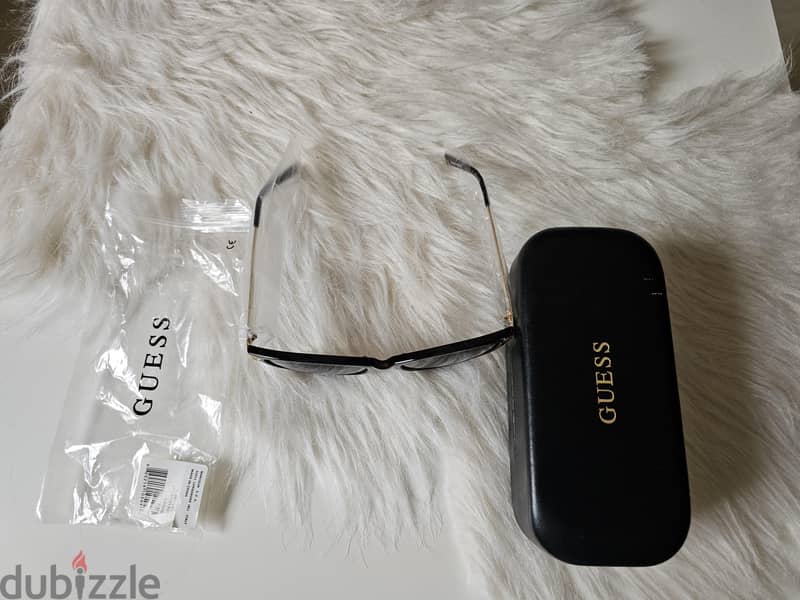 Guess sunglasses 6