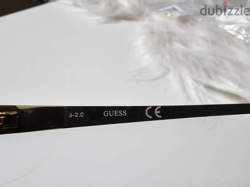 Guess sunglasses 9