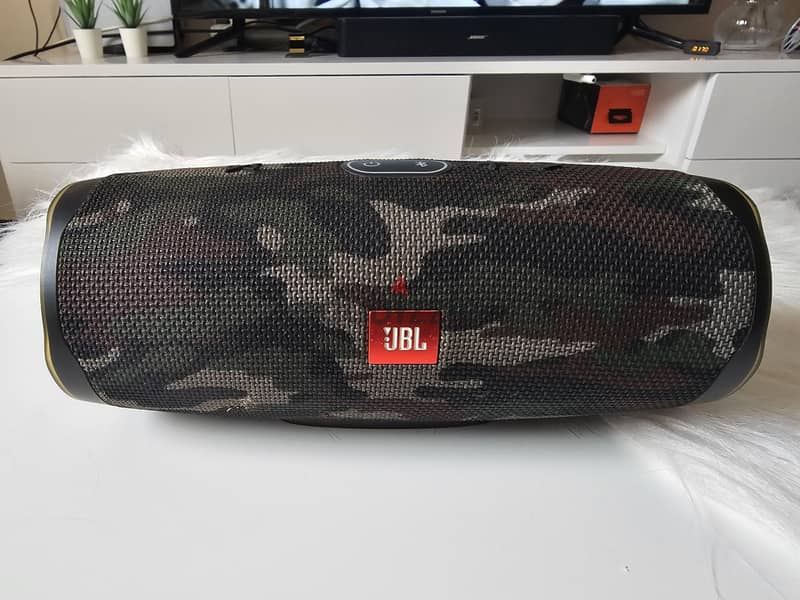 JBL charge 4 5