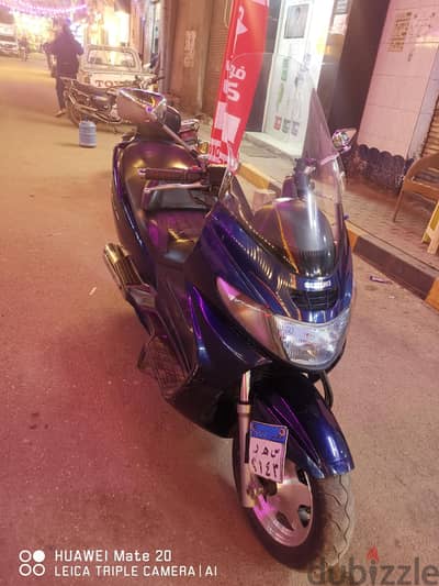 سوزوكي برجمان 400