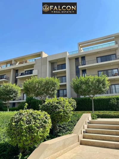 A fully finished apartment, ready for viewing, in the heart of New Cairo, near Bin Laden, Marassem, with installment options available.