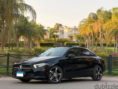 Mercedes-Benz A200 76km  فبريكه بالكامل صيانات توكيل