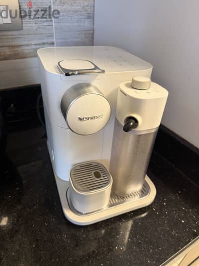 Nespresso Gran Lattissima Coffee Machine