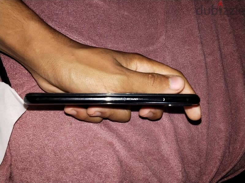 Apple - iPhone X 4
