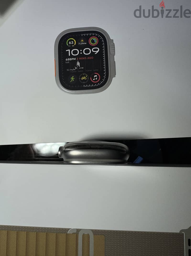 Apple Watch Ultra 2 battery 97% 4