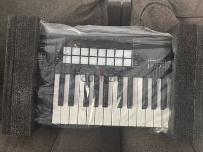 Novation launchkey 25 mk3 Novation launchkey 25 mk3