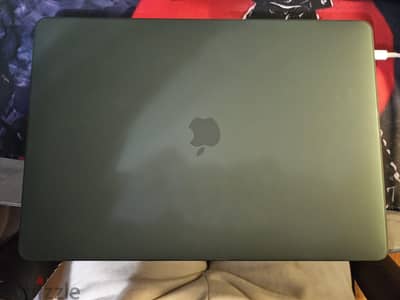 MacBook Pro 2018 15"