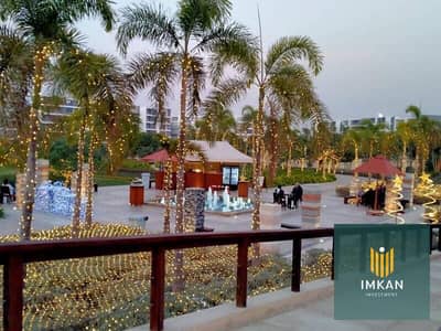Apartment for sale with 3 bedrooms, no down payment, at the lowest price in Taj City Compound, minutes from New Cairo and Heliopolis.
