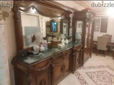 سفرة كاملة ٨كراسي +نيش +بوفية كلها زان