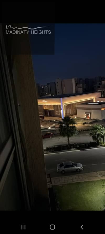 شقه للبيع كاش بمدينتي b8