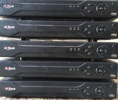 عدد 5 dvr  عبارة عن 3 جهاز 8مخرج 1 جهاز 16 مخرج 1 جهاز 4مخرج