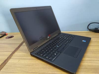Dell Latitude 5570 Core i5 6th Gen 8GB RAM 256GB SSD 15.6" FHD