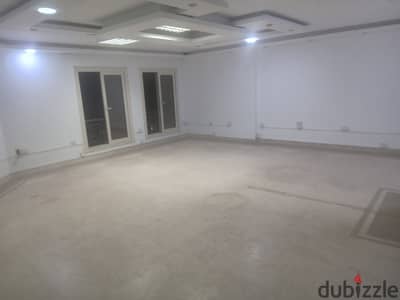 شقة للايجار ٢٧٠م دورسادس بمحى الدين ابوالعز ترخيص اداري ٤غرف ٤ريسبشن ٣حمام ٢اسناير لجميع الأغراض التجارية والإدارية مطلوب ٦٠الف شهريا شهرين تأمين ٠