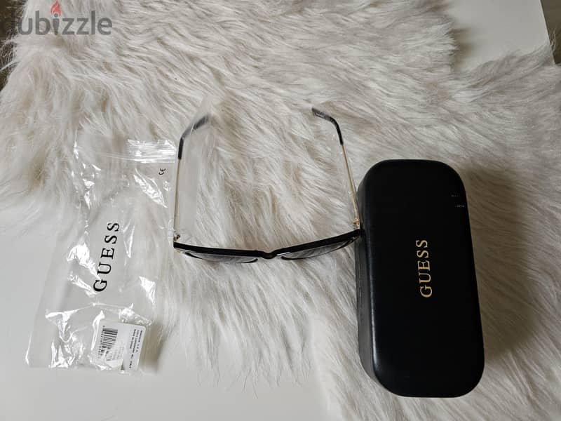 Guess sunglasses 5