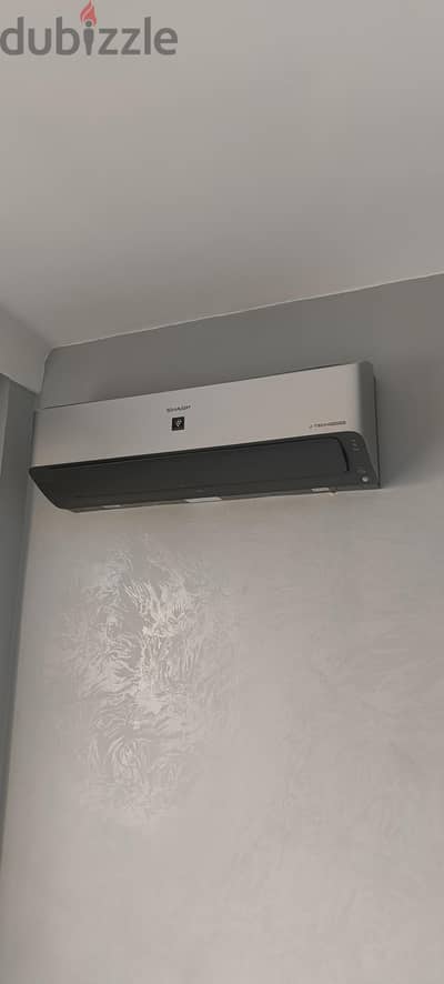 للبيع تكييف شارب ١. ٥ حصان انفرتر بارد ساخن - Sharp J-TECH 1.5hp