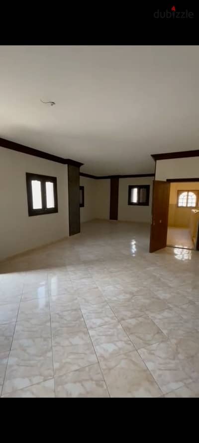 عمارة للبيع بالحى الثامن أهالى بمدينة 6اكتوبر