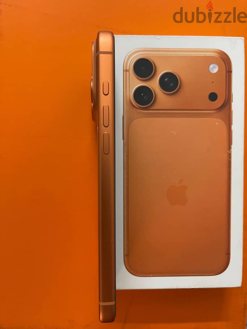 Apple - iPhone 17 Pro Max 3