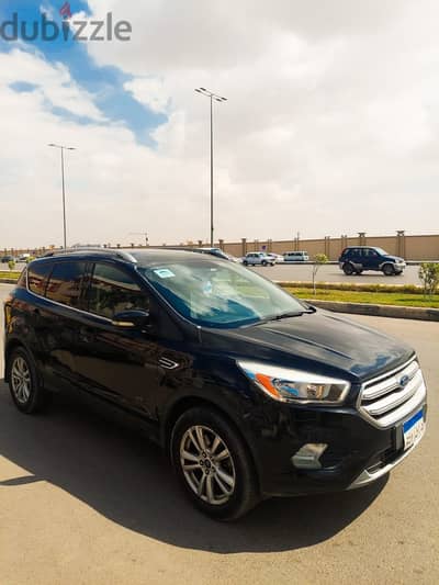 متاح سياره ford kuga 2018 للإيجار