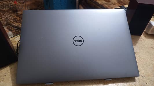 Dell XPS 15 9560  ومعاه ضمان| i5 جيل 7 | GTX 1050 4GB | شاشه  4K Touch