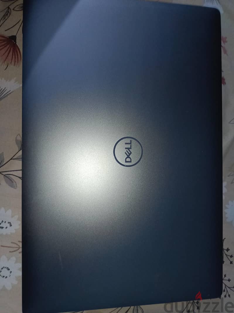 Dell Precision 5540 core i9 HK  4k 1