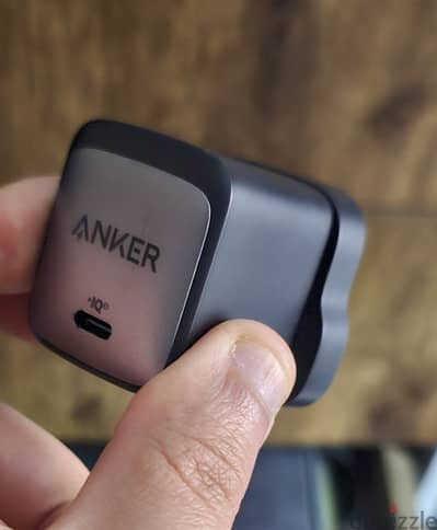 ANKER CHARGER 65 WATT