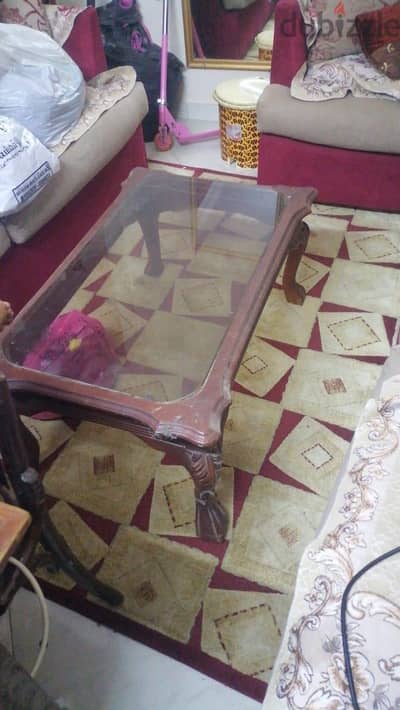 ترابيزه بحاله جيده. النميس