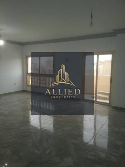 Apartment for those who love spacious living, available for rent in Al Banafseg, New Cairo