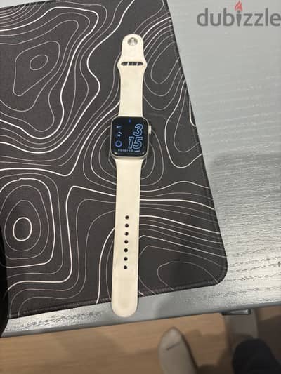 Apple Watch SE 2 96% battery life