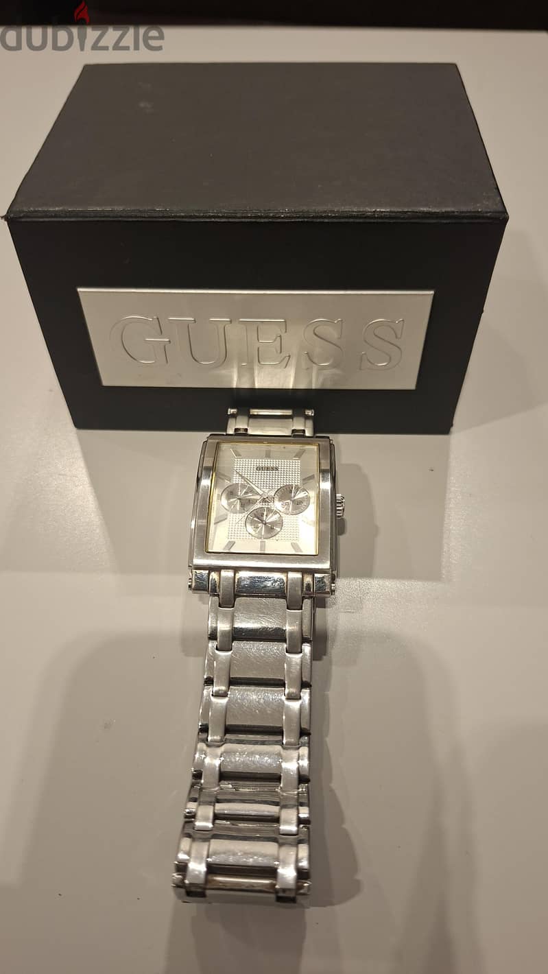 ساعة guess اوريجينال بالعلبة 4
