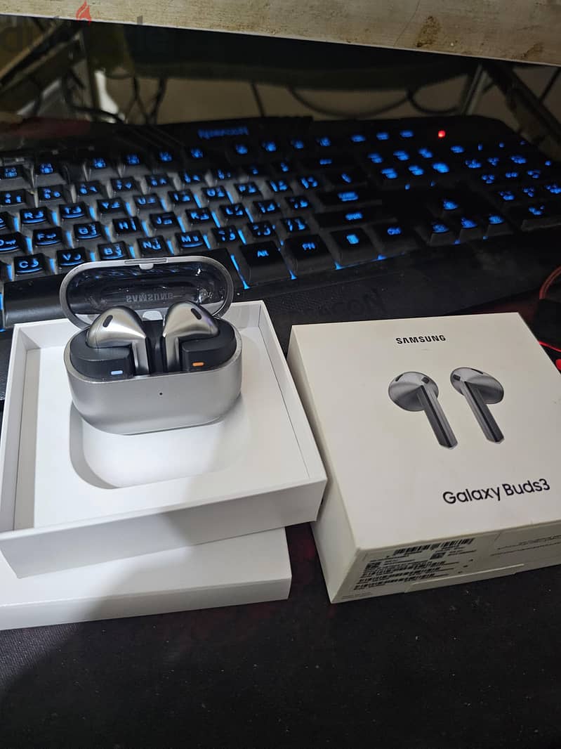 Samsung Buds 3 3