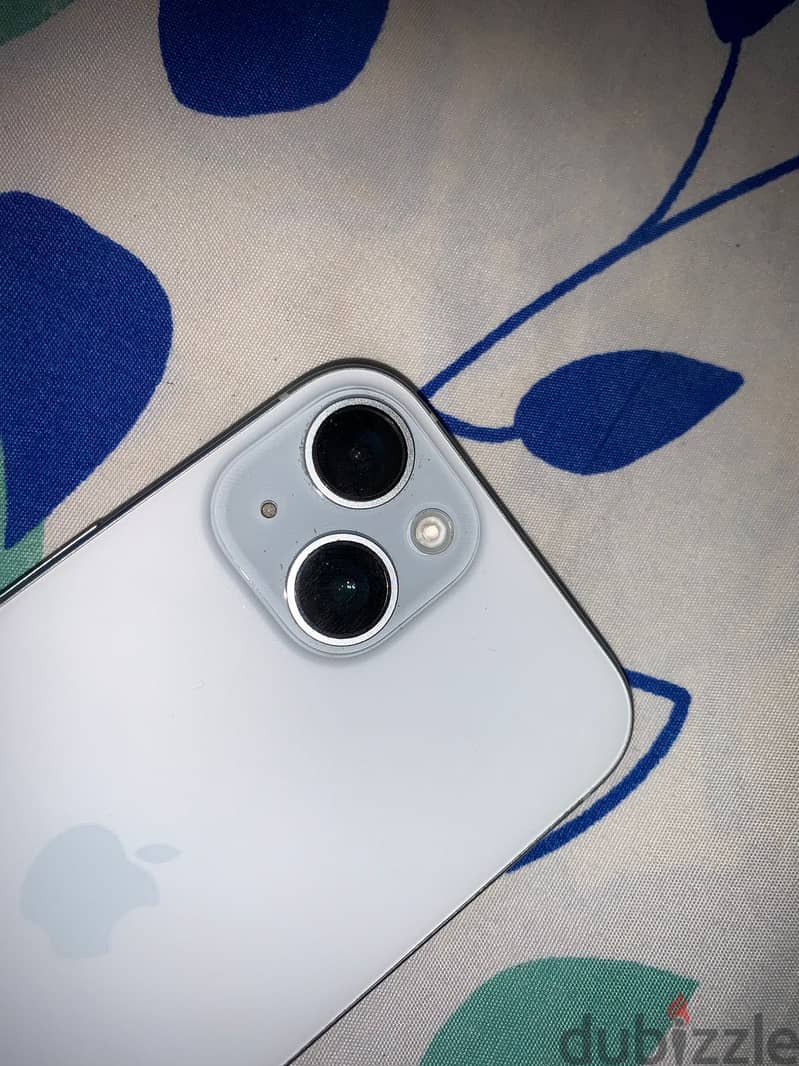 Apple - iPhone 15 5