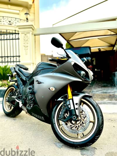THE DARK SIDE OF JAPAN>> YAMAHA R1 2014 EFRAG