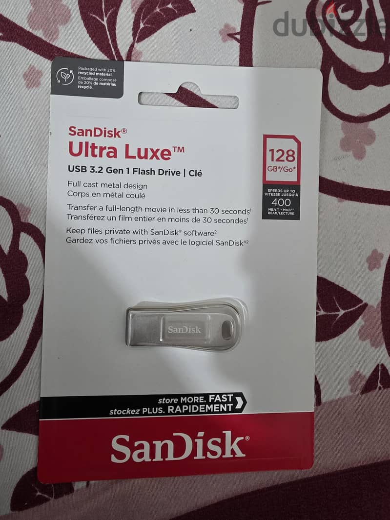 sandisk and lexar flash drive 3