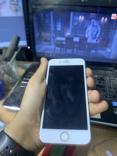 Apple - iPhone 8