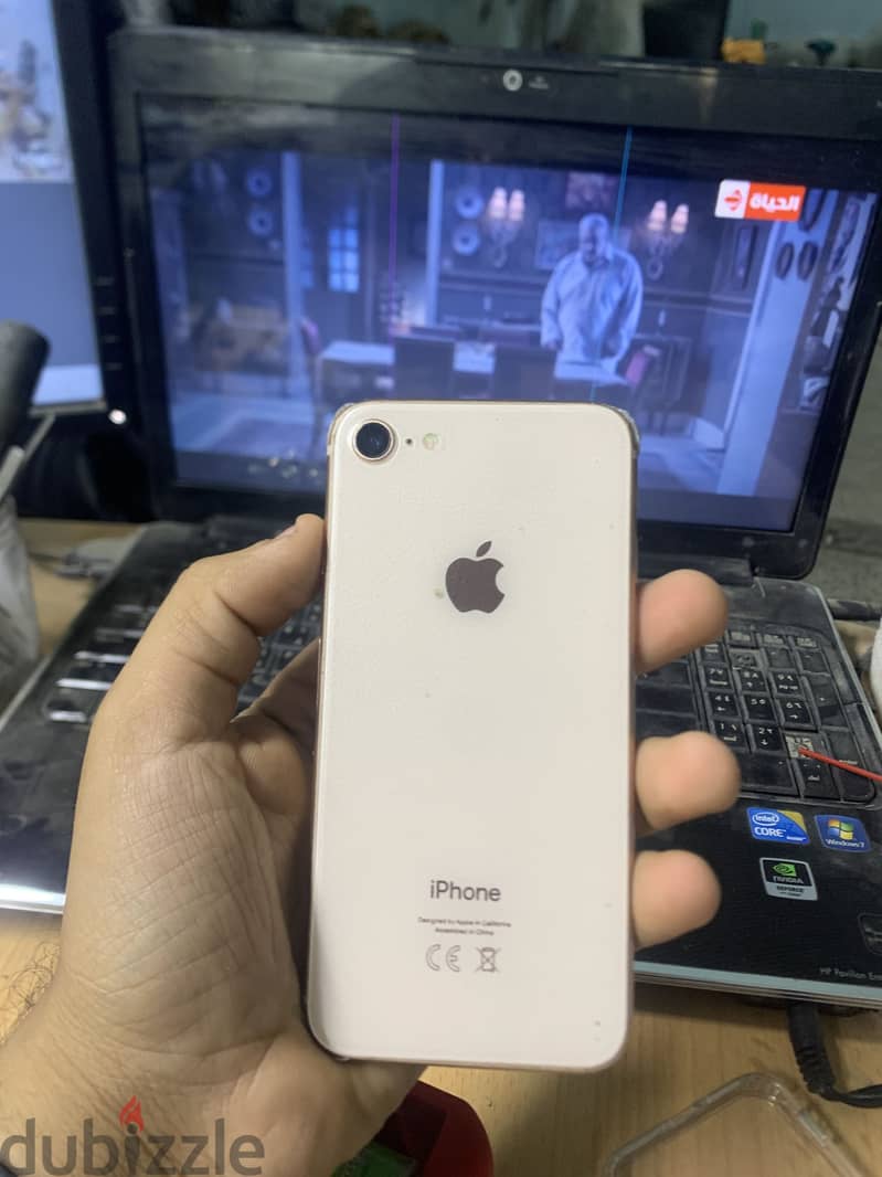 Apple - iPhone 8 3