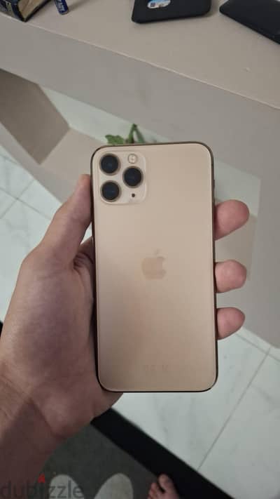 آبل - آيفون 11 برو