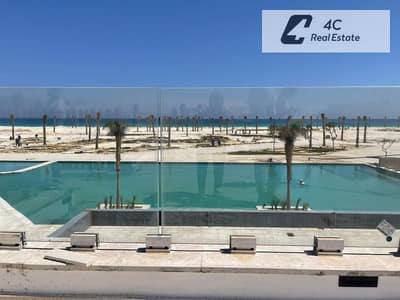 بسعر العقد القديم– شاليه – فوري-ريسيل – سي شور Sea shore Hyde Park – الساحل الشمالي-open view landscape-تقسيمه مميزة-جاهز للمعاينه و الاستلام