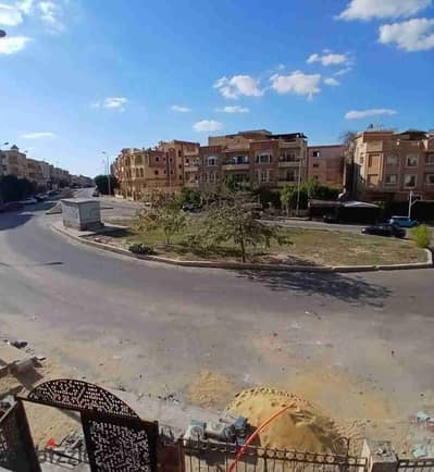 A flat for sale in the 7th district Sheikh Zayed