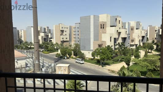 Madinaty B8 شقه نص مفروشه