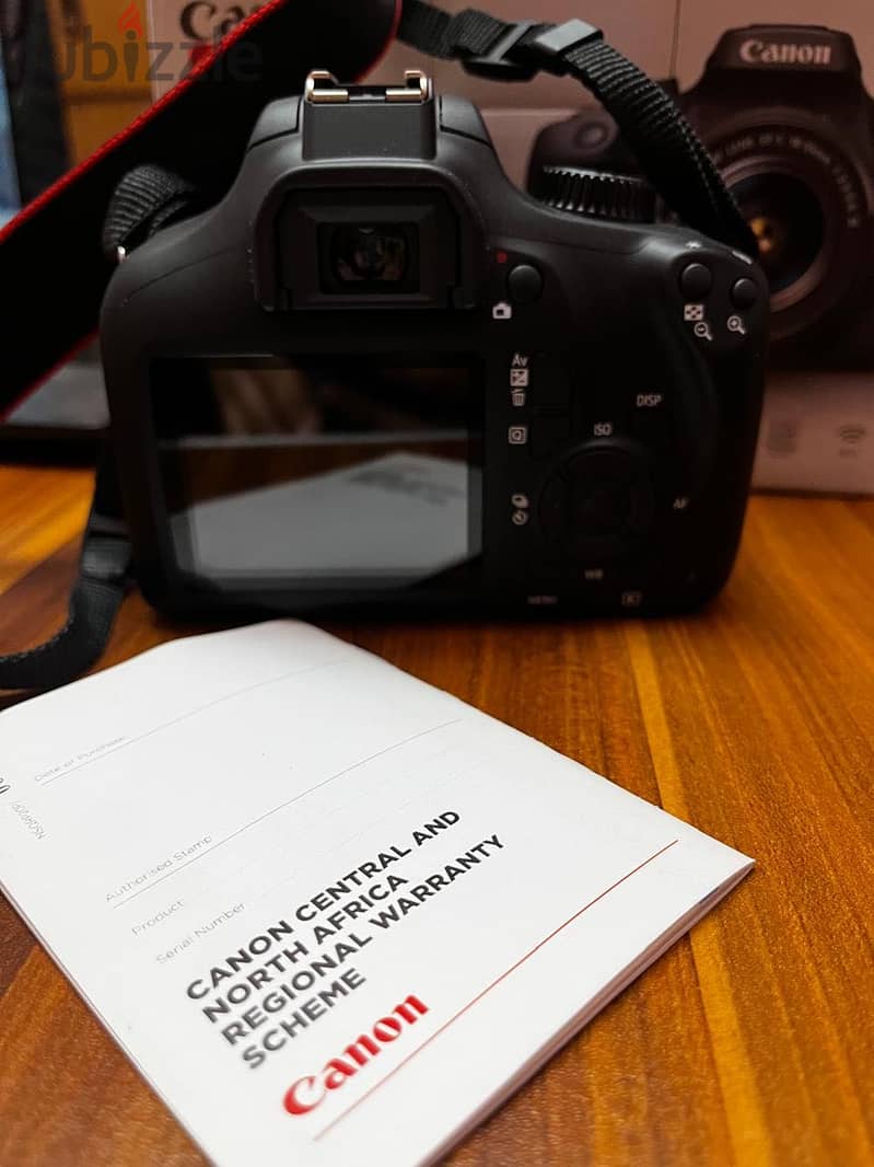 Camera Canon Eos 4000D 4