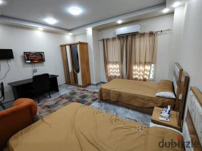 ستوديو مفروش داخل فيلا خطوات للجامعه البريطانيه ونادي هليوبوليس