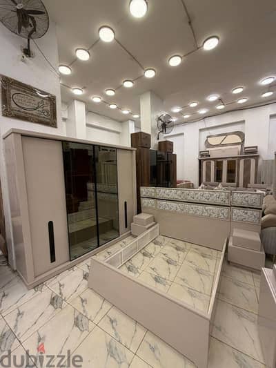 غرفة نوم دريسنج مودرن كامله بحاله ممتازه سعر لقطه