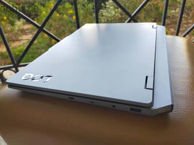 Lenovo LOQ 15IAX9 Gaming