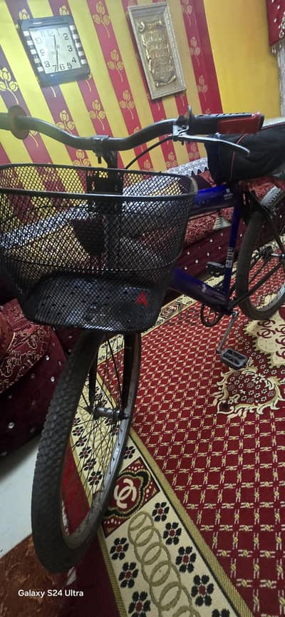 عجله ايفون ٢٦ للبيع حاله ممتاذه