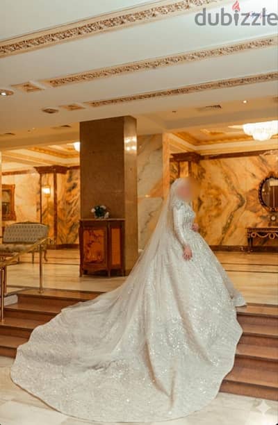 wedding dress