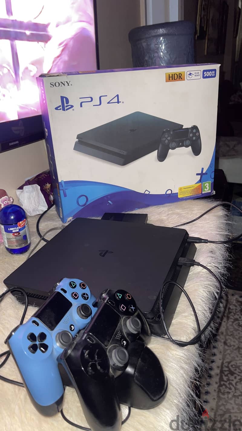 Ps 4 slim 1